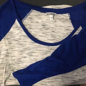 Express baseball tee size M